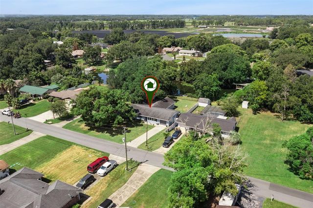 27821 LOIS DRIVE, Tavares, FL 32778