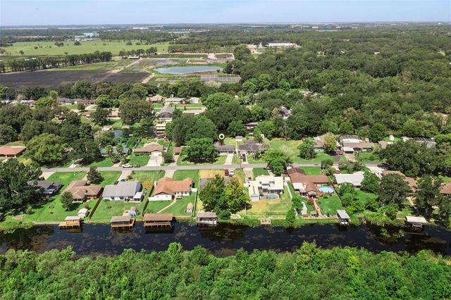 27821 LOIS DRIVE, Tavares, FL 32778