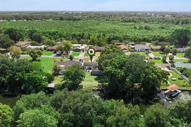 27821 LOIS DRIVE, Tavares, FL 32778