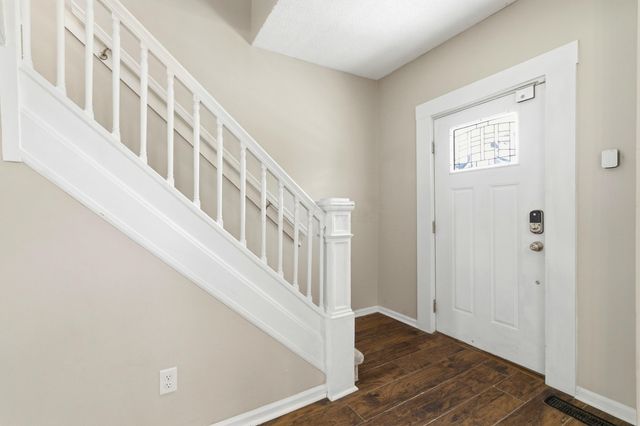 875 Oakwood Avenue, Columbus, OH 43206