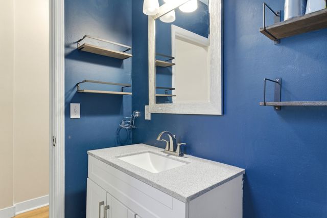 875 Oakwood Avenue, Columbus, OH 43206