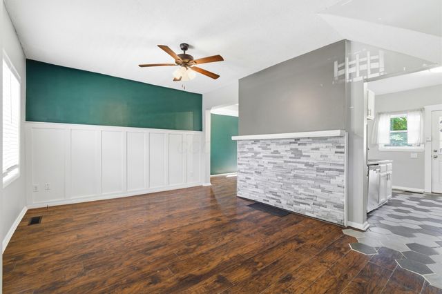 875 Oakwood Avenue, Columbus, OH 43206
