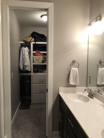 5948 Woodlands Ave, Nashville, TN 37211