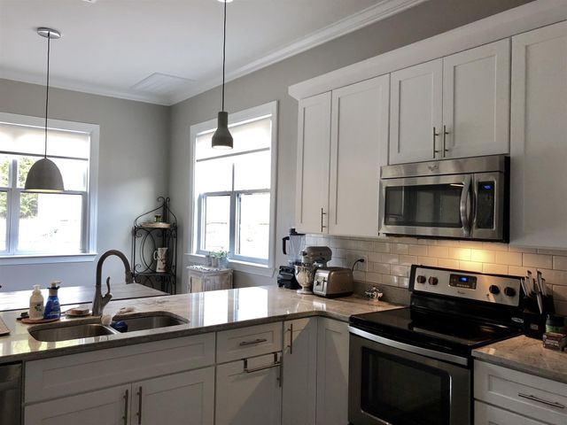 5948 Woodlands Ave, Nashville, TN 37211