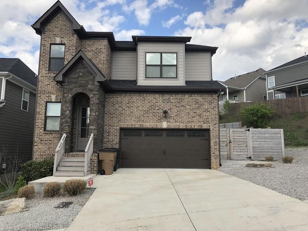 5948 Woodlands Ave, Nashville, TN 37211