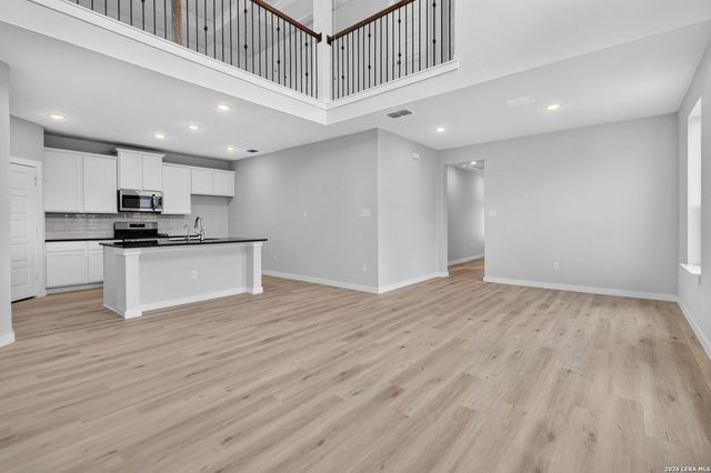 16411 GINGER XING, Elmendorf, TX 78112