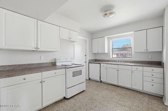 2871 Duncan Street, Deltona, FL 32738