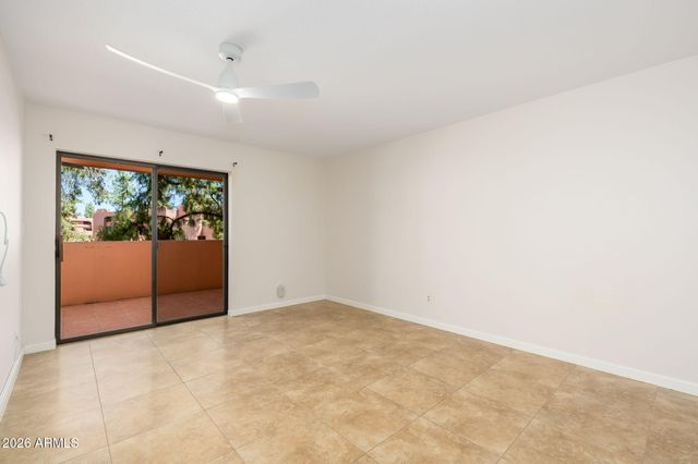 12212 N PARADISE VILLAGE Parkway S 318, Phoenix, AZ 85032