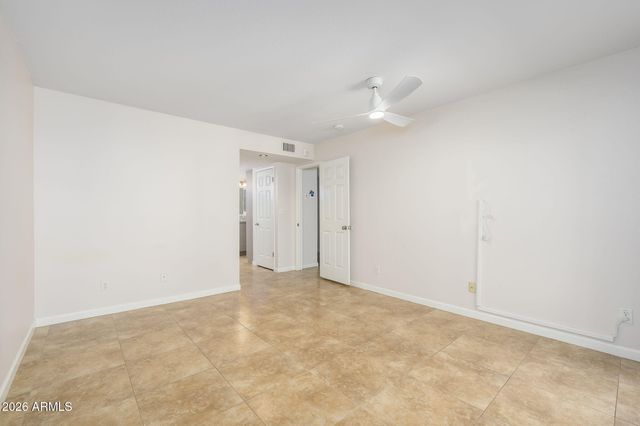 12212 N PARADISE VILLAGE Parkway S 318, Phoenix, AZ 85032
