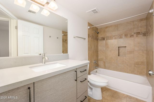 12212 N PARADISE VILLAGE Parkway S 318, Phoenix, AZ 85032