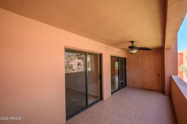 12212 N PARADISE VILLAGE Parkway S 318, Phoenix, AZ 85032