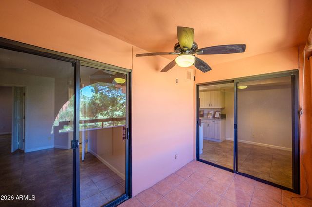 12212 N PARADISE VILLAGE Parkway S 318, Phoenix, AZ 85032
