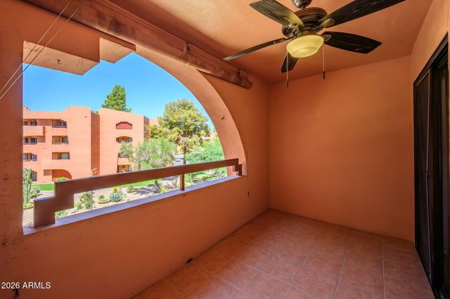 12212 N PARADISE VILLAGE Parkway S 318, Phoenix, AZ 85032