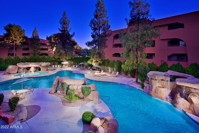 12212 N PARADISE VILLAGE Parkway S 318, Phoenix, AZ 85032