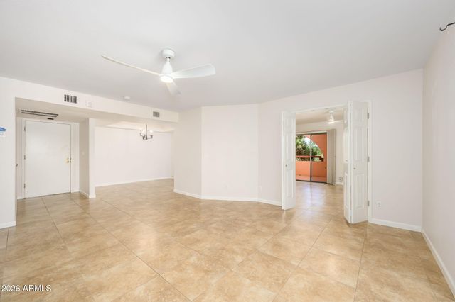 12212 N PARADISE VILLAGE Parkway S 318, Phoenix, AZ 85032