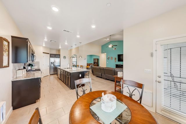 1849 Softwind Drive, Tulare, CA 93274