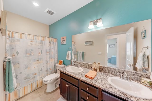 1849 Softwind Drive, Tulare, CA 93274