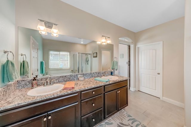 1849 Softwind Drive, Tulare, CA 93274