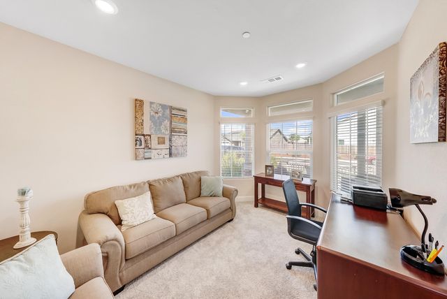 1849 Softwind Drive, Tulare, CA 93274