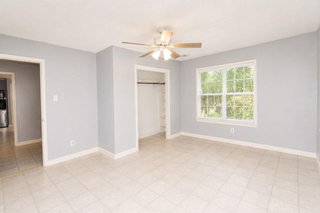112 Lone Pine Drive, Huffman, TX 77336