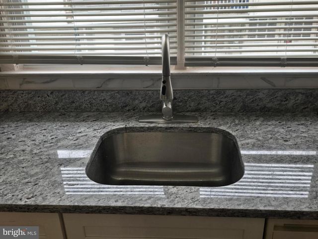 419 GILPIN RD, Upper Darby, PA 19082