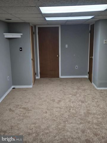 419 GILPIN RD, Upper Darby, PA 19082