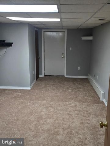 419 GILPIN RD, Upper Darby, PA 19082