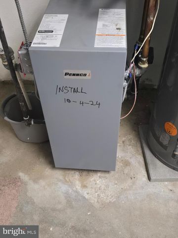 419 GILPIN RD, Upper Darby, PA 19082