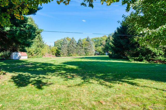 81 Groveland Drive, Marion Township, MI 48843