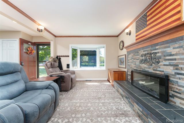 81 Groveland Drive, Marion Township, MI 48843