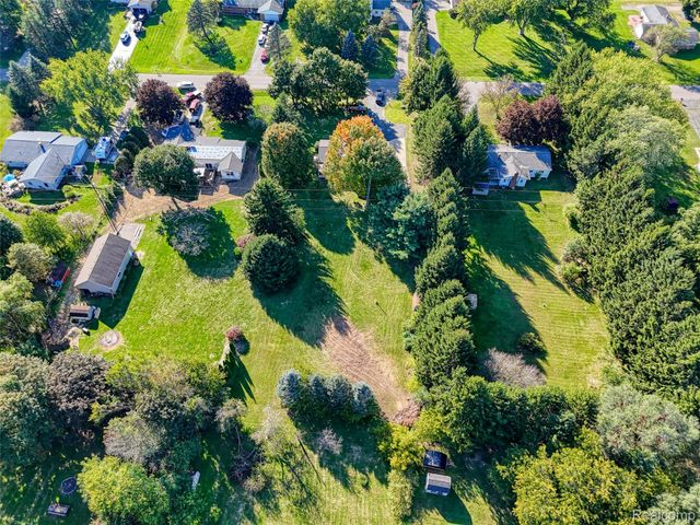 81 Groveland Drive, Marion Township, MI 48843