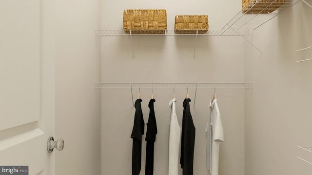 5373 CANYONLANDS ST, White Plains, MD 20695