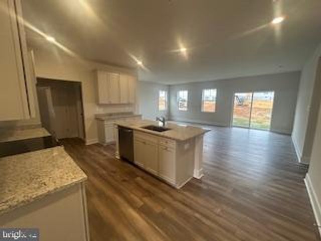 5373 CANYONLANDS ST, White Plains, MD 20695