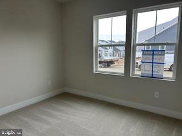 5373 CANYONLANDS ST, White Plains, MD 20695