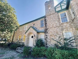 3551 W 4th Street 3, Fort Worth, TX 76107