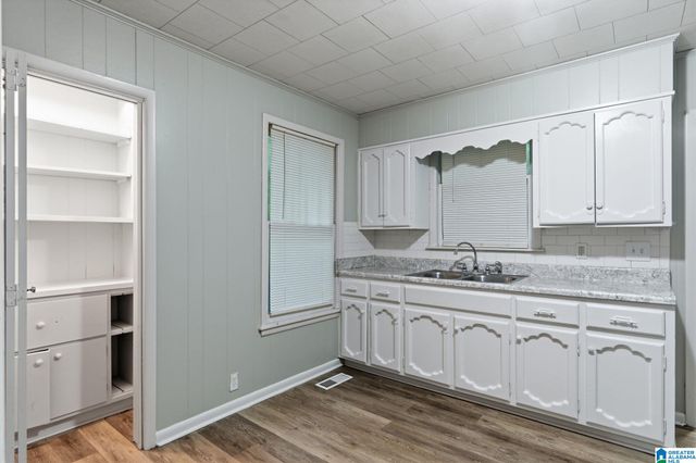 912 WOODWARD ROAD, Birmingham, AL 35228