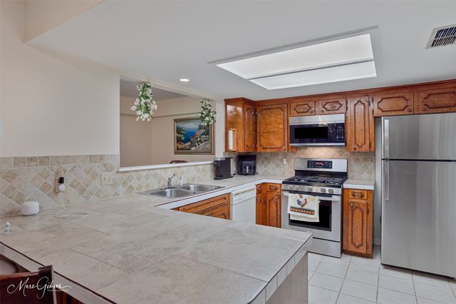 2032 N Kirkwood Drive, Shreveport, LA 71118