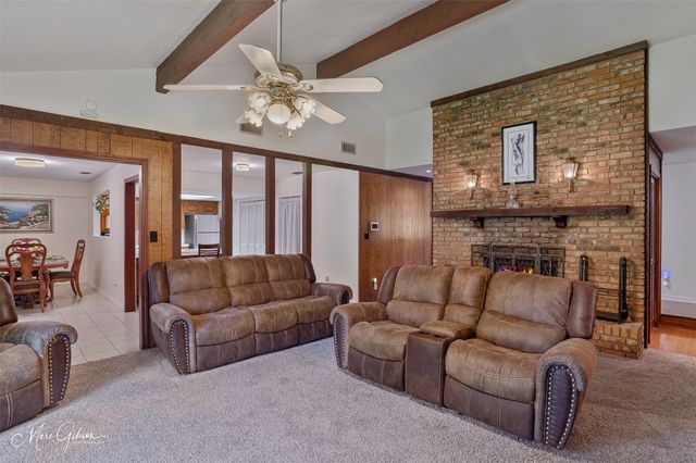 2032 N Kirkwood Drive, Shreveport, LA 71118