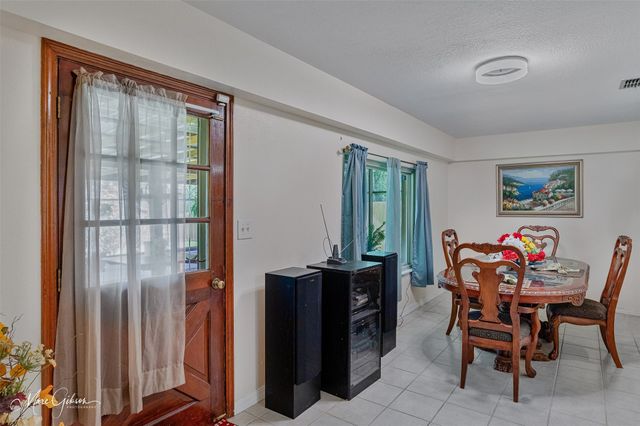 2032 N Kirkwood Drive, Shreveport, LA 71118