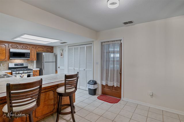 2032 N Kirkwood Drive, Shreveport, LA 71118