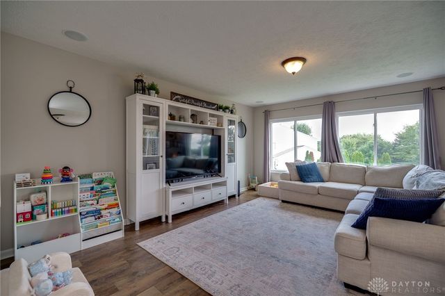 10000 Oriole Court, Miamisburg, OH 45342