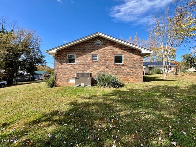 126 Pearl Street, Greeneville, TN 37743