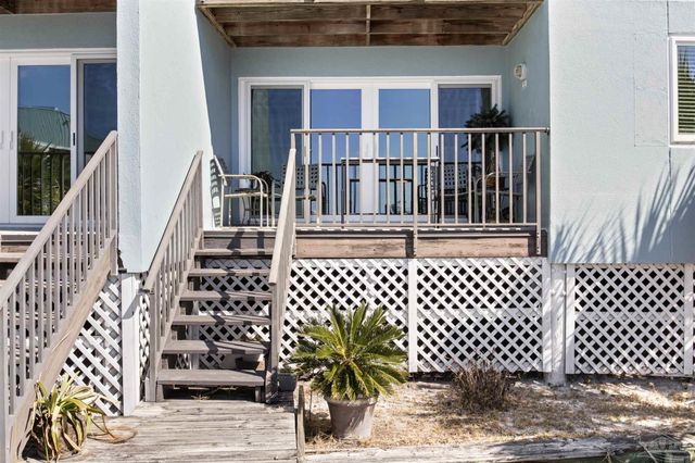 14100 River Rd 133, Pensacola, FL 32507