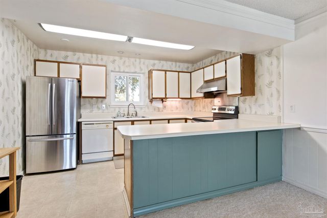 14100 River Rd 133, Pensacola, FL 32507