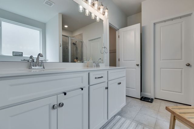 3039 Mallard Dr, Lebanon, TN 37090