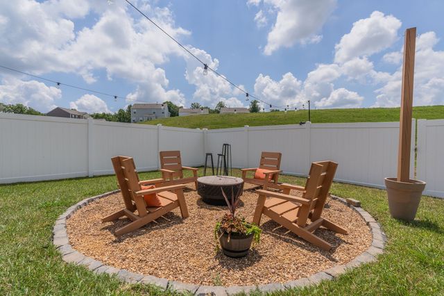 3039 Mallard Dr, Lebanon, TN 37090