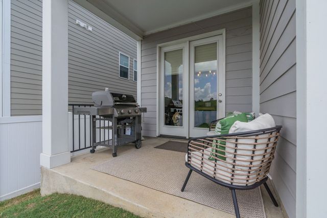 3039 Mallard Dr, Lebanon, TN 37090