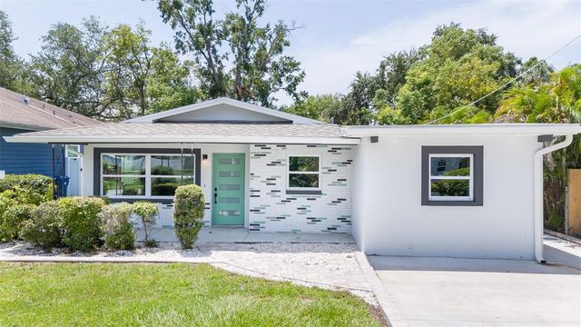 4220 W UNION STREET, Tampa, FL 33607