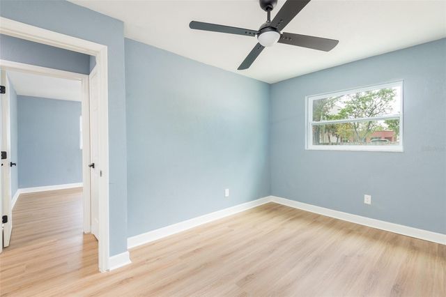 4220 W UNION STREET, Tampa, FL 33607