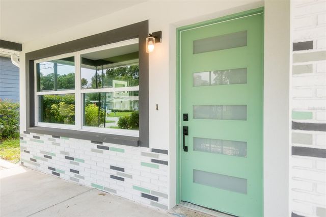 4220 W UNION STREET, Tampa, FL 33607